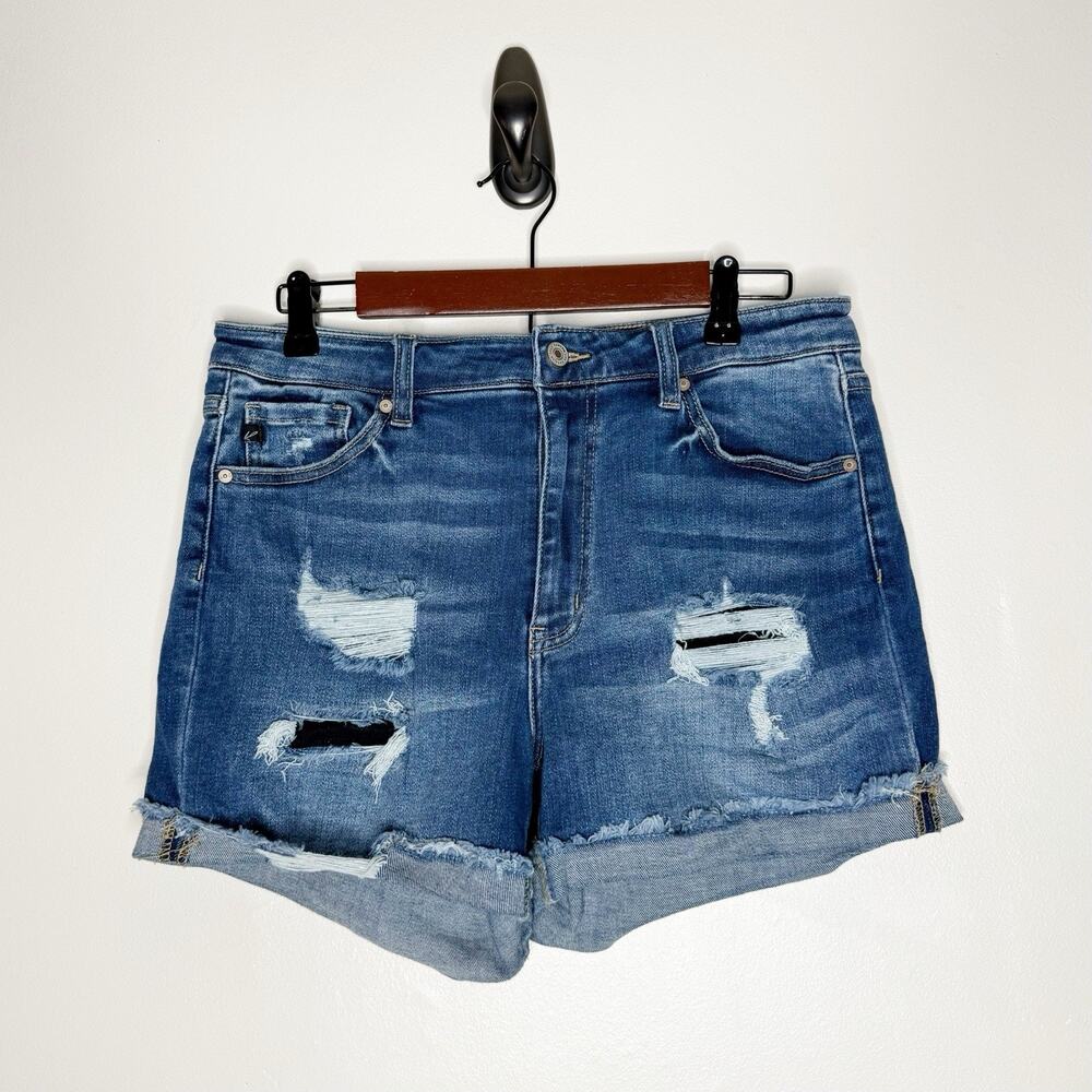 KanCan for Maurice’s High Rise Fray Cuffed Hem Distressed Shorts Size 30